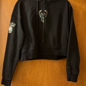 NBA Milwaukee Bucks Black Cropped Hoodie - Women's